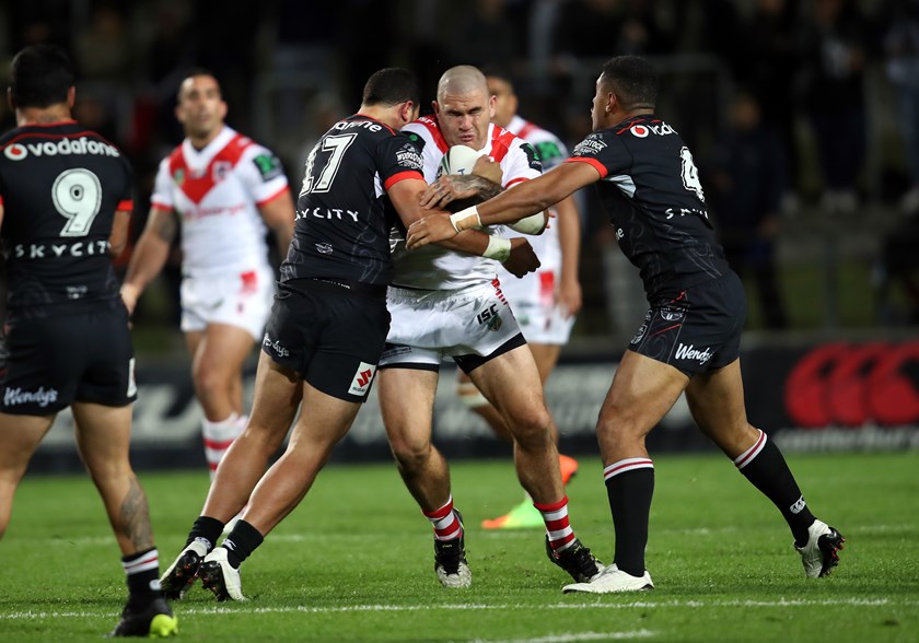 Russell Packer (Dragons) is tackled by Ben Matulino (Warriors), 2017.