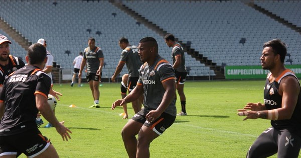 2015 Player Profile: Salesi Funaki | Wests Tigers