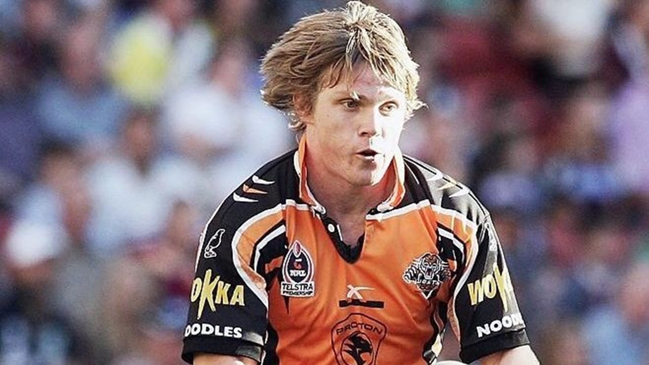 Classic Match: 2006, Rd.21 — Wests Tigers v Broncos 