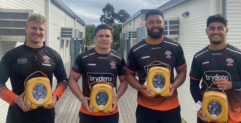 Luke Garner, James Roberts, Zane Musgrove & AJ Kepaoa launch AED initiative 