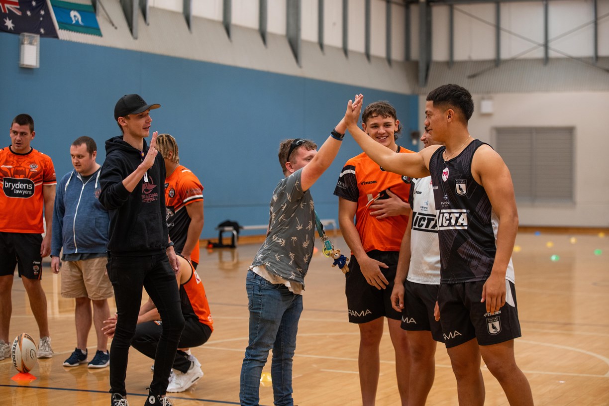 Gallery: Wests Tigers in Tamworth | Wests Tigers