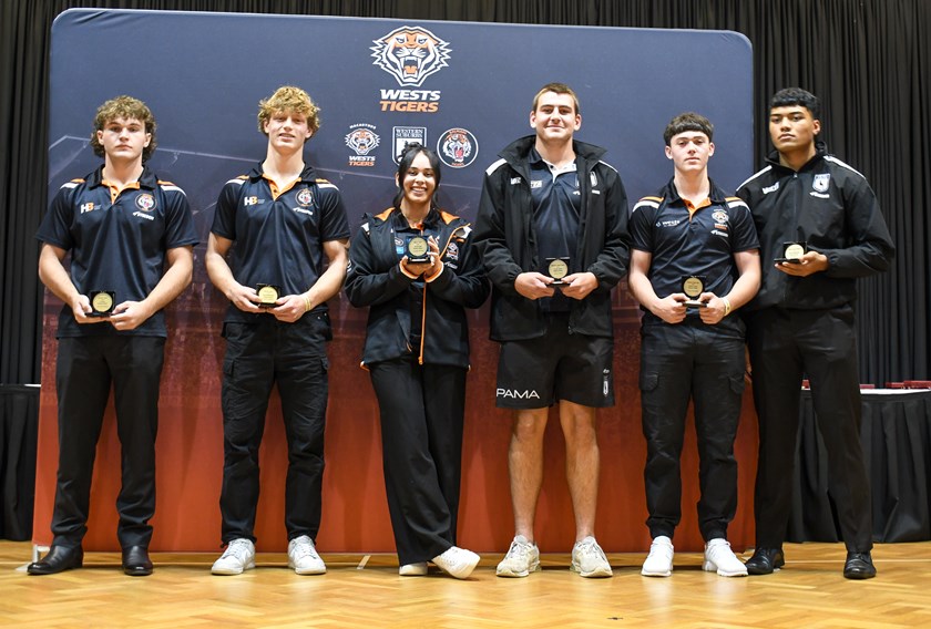 Players' Player Awards: Archie Riley, Zeke Edmed, Claudia Brown, Lucas Rossi, Kye Penfold, Heamasi Makasini. Not pictured: Luke Laulilii and Lucyannah Luamanu-Leiataua